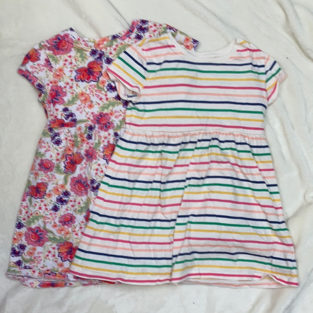 Bundle 2 Old Navy summer dresses